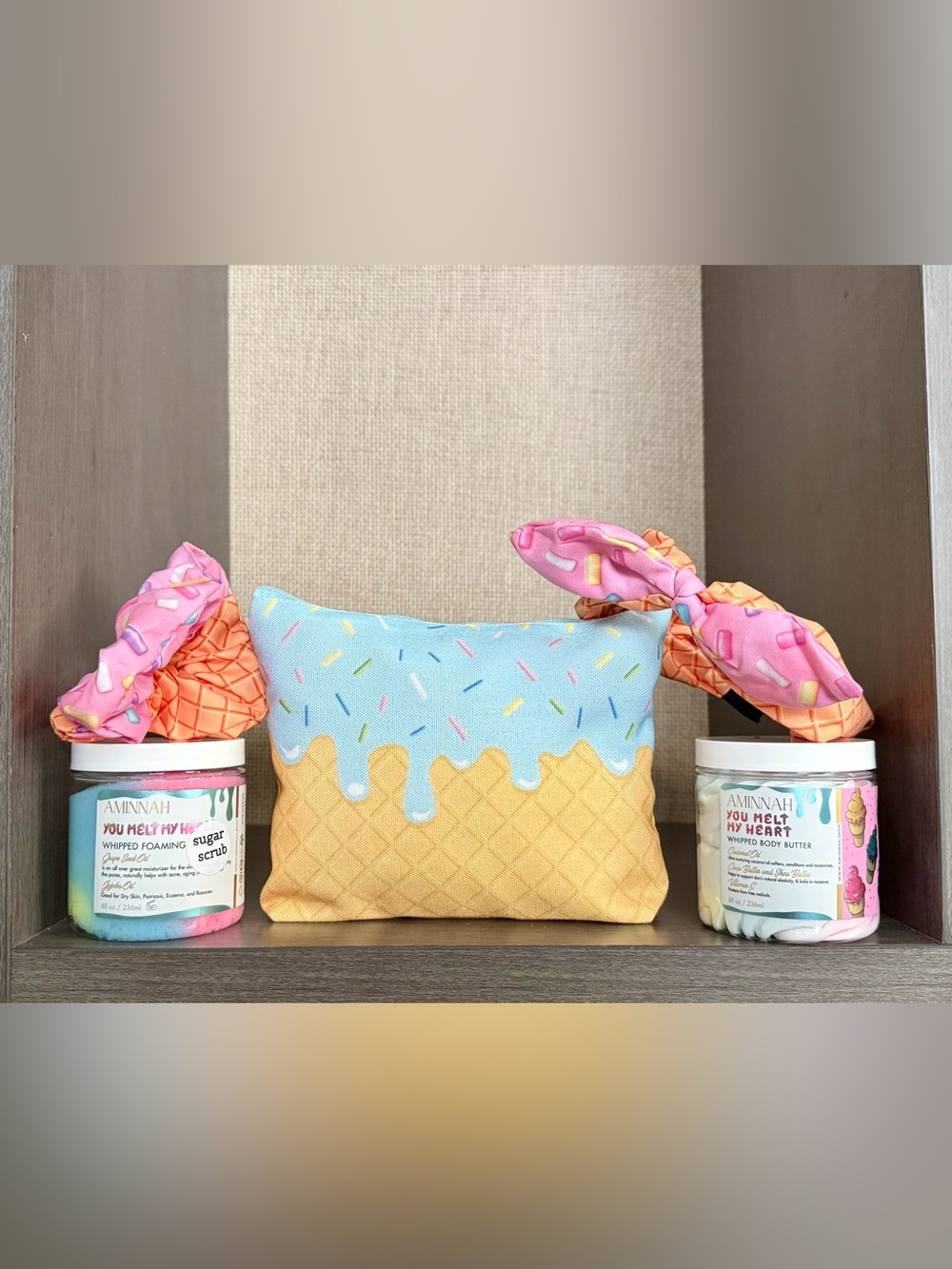 $124.00- Aminnah Ice Cream in a Jar You Melt My Heart 5 Piece Bundle